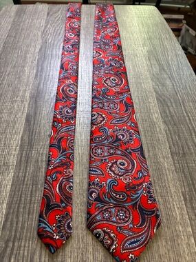 Stafford Red Paisley Silk Necktie with Blue Accents